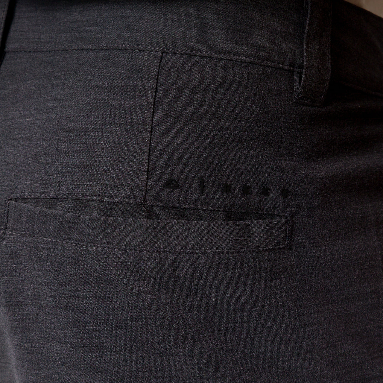 Destro Hybrid Short view 2