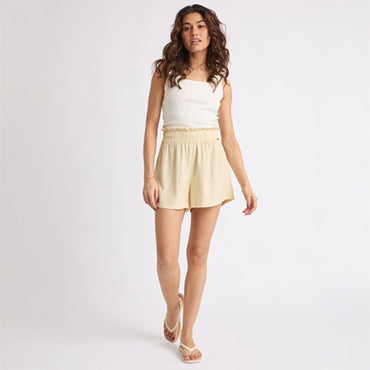 Ellie Short view 5