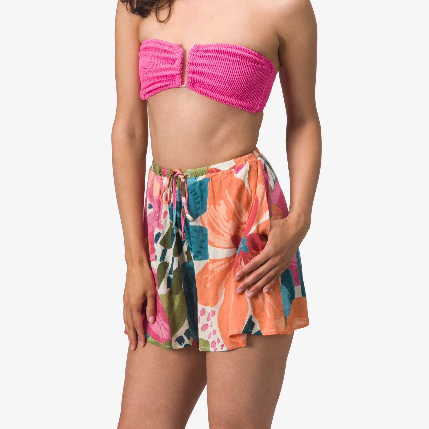 Eve Flutter Short view 1