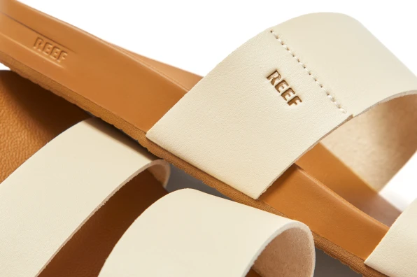 Close up product shot of the Vista Sandal.