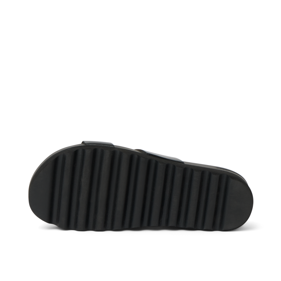 Cushion Vista Hi - Black/Black - Underside View
