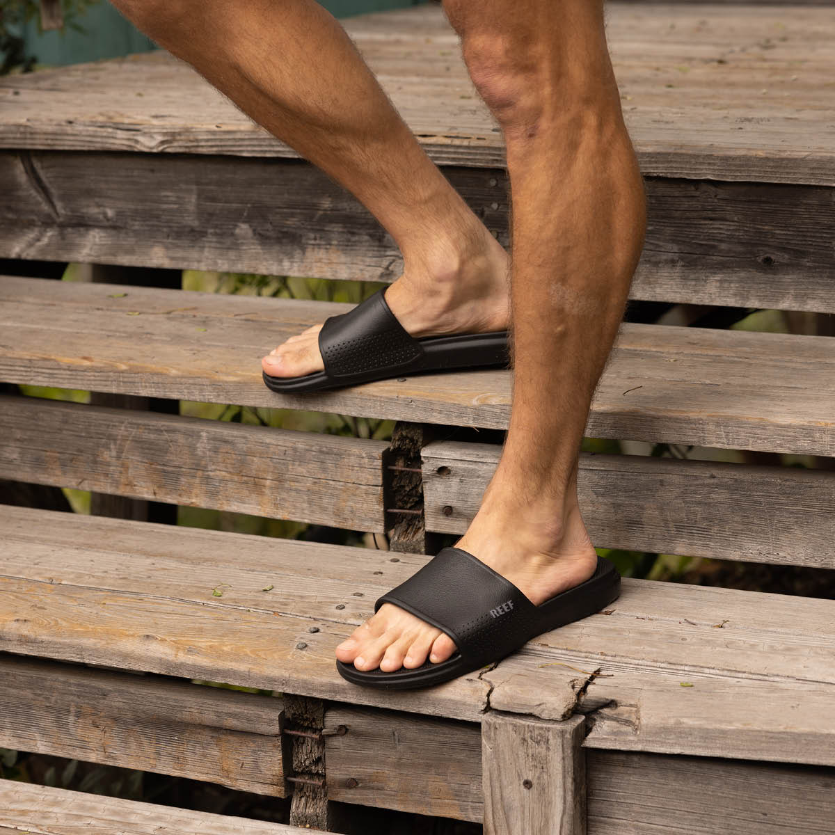 Reef Men\'s Size 8 Oasis Slide Sandals Black NWT Traction Comfortable Non-Marking Men main image 4