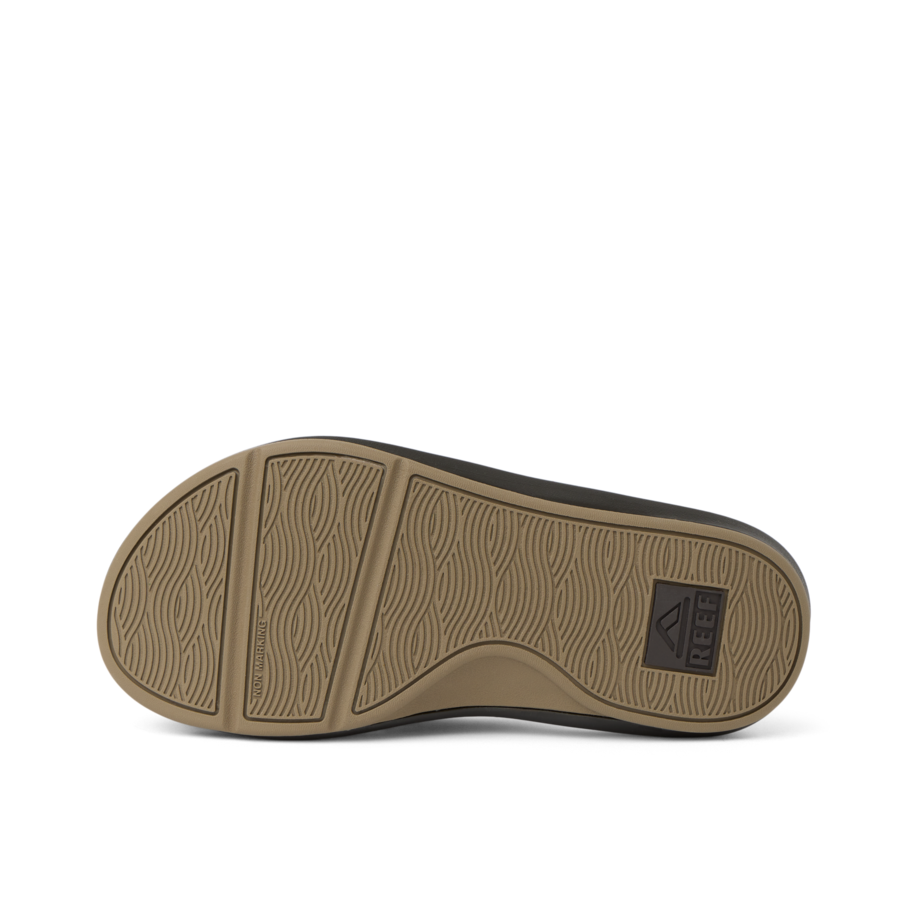 Cruiser - Brown/Tan - Underside View