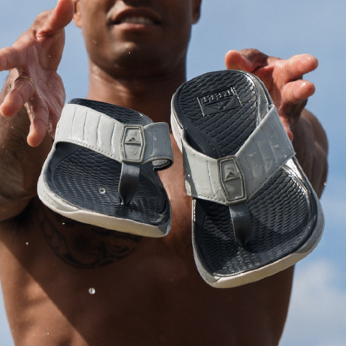 Men's Deckhand Water Friendly Sandals in Stormy Black | REEF®