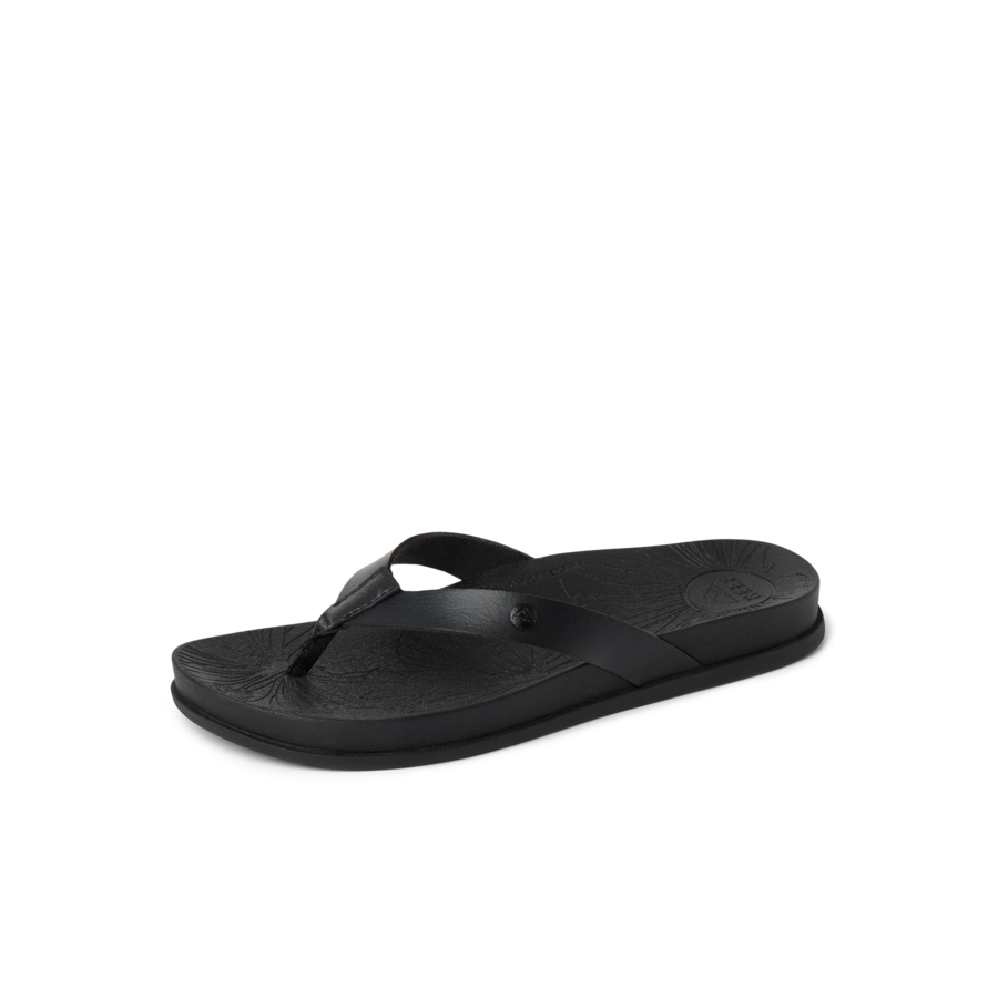 Vista Porto Cruz - Black Night - Left Side View