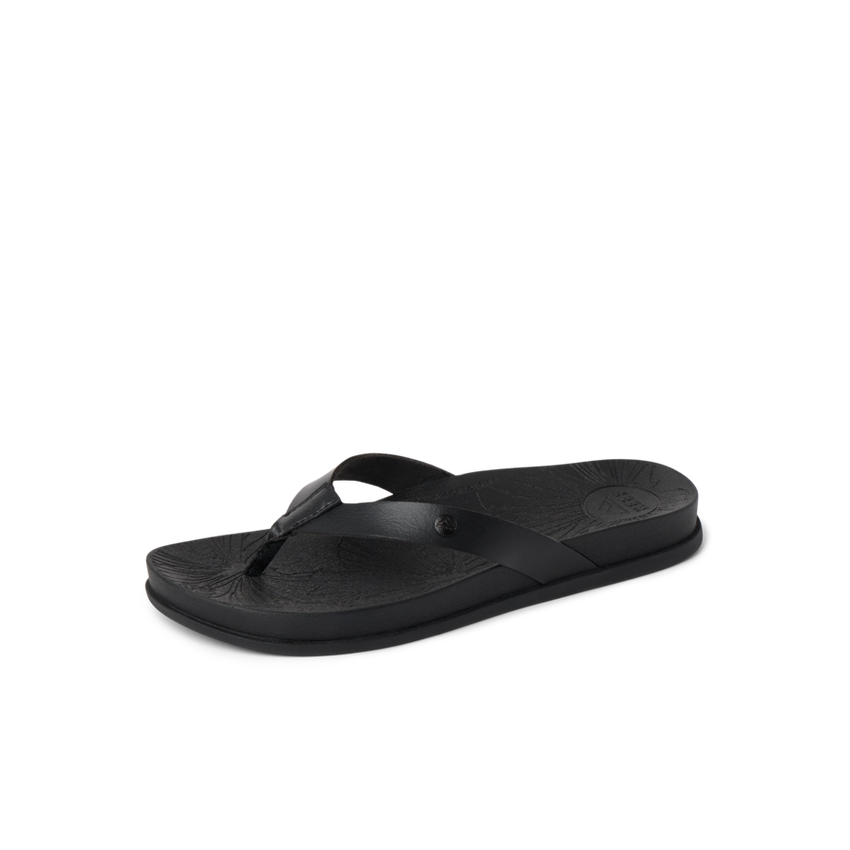 Vista Porto Cruz - Black Night - Left Side View
