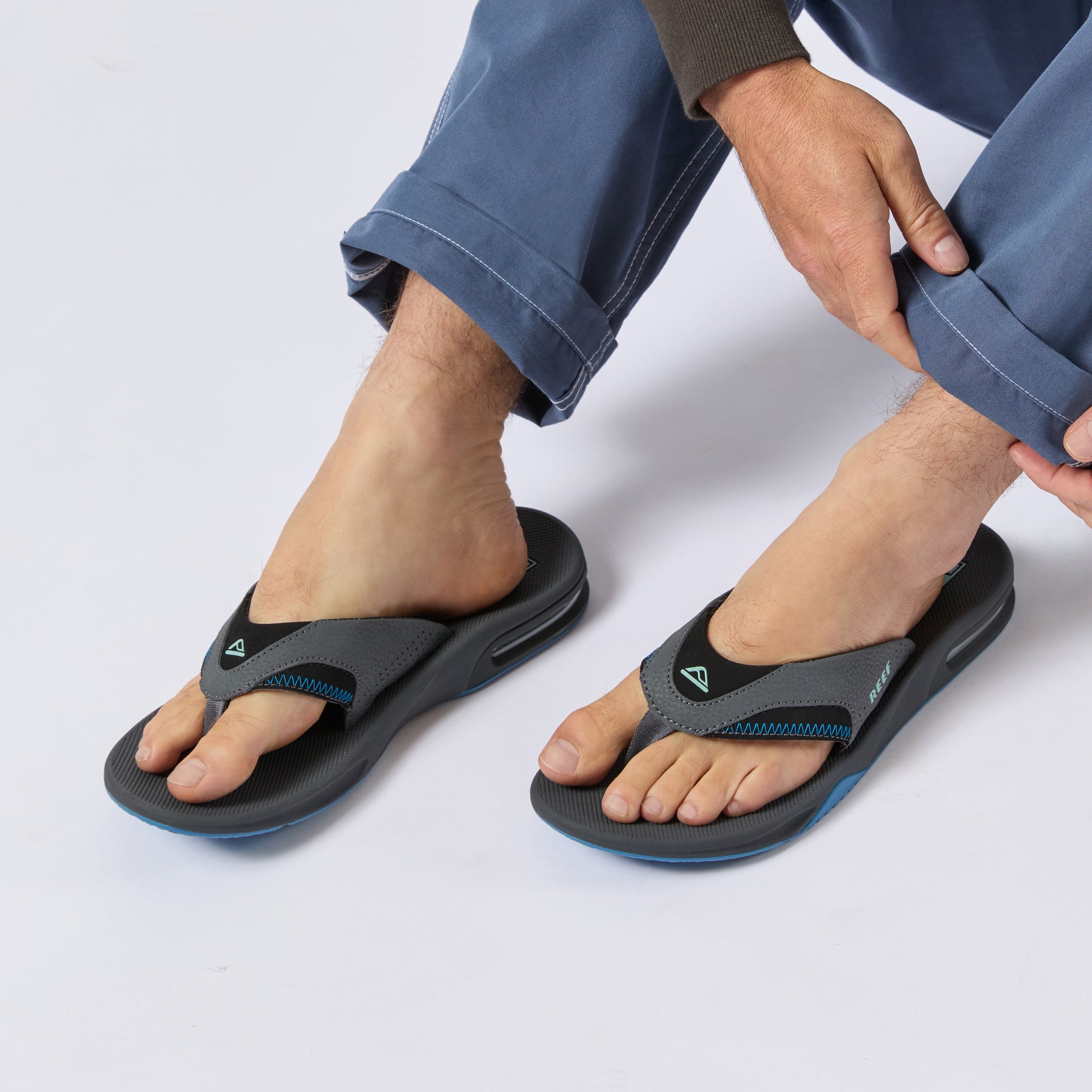 Fanning Men's Sandals - Gunmetal Ocean | REEF