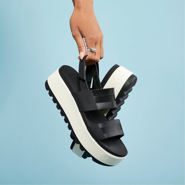Slipper Reef Women Water Vista Seagrass