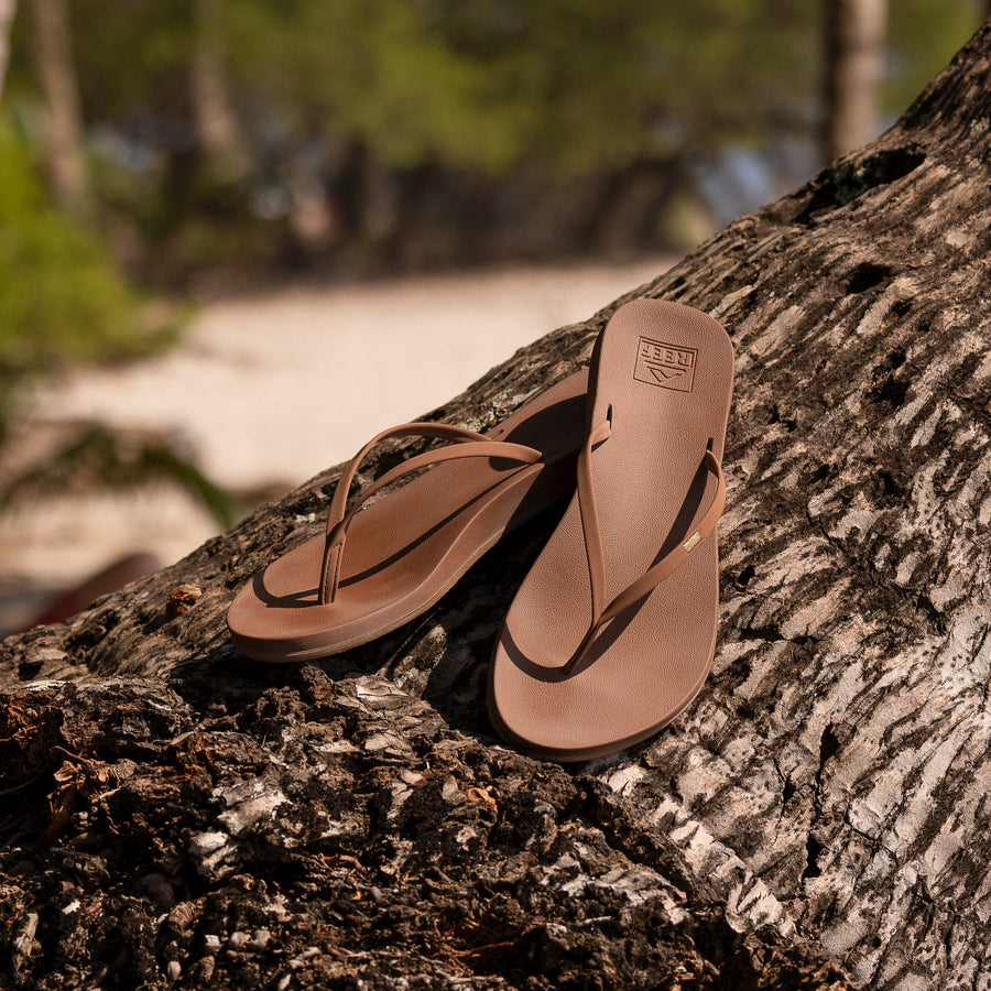 Cushion Slim - Espresso - Underside View