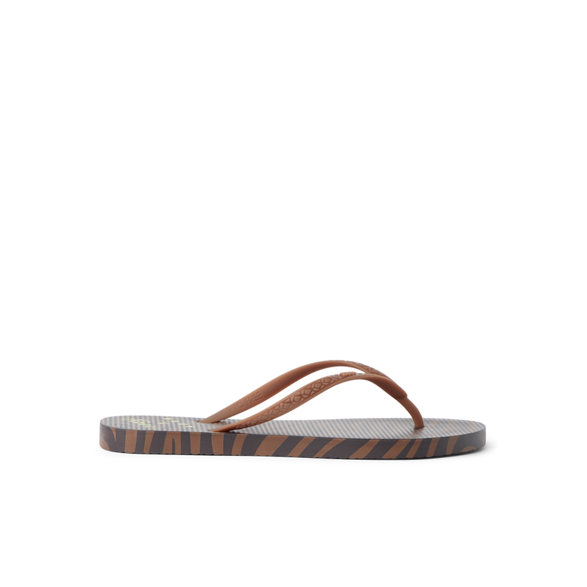 Seaside - Rose - Chocolate Wave - Right Side View