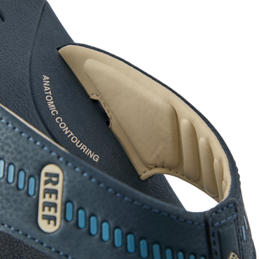 Close-up of the Cruiser sandal heel facing left, showing anatomical arch support and soft cushioning in midnight navy color.