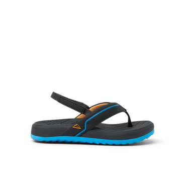 Side view of black and blue Little Windswell flip flop for boys with arch support and cushioned sole for beach comfort.