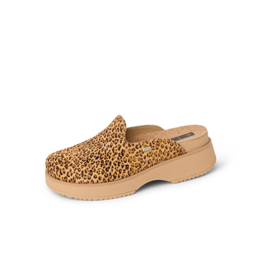 Vista Skye leopard print platform clog facing left with cushioned sole and arch support