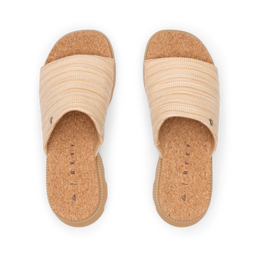 Vista Luxe Evie women's sandals top view facing forward, featuring comfort and water-friendly materials.