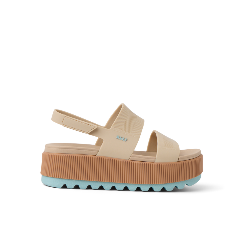 Water Vista Higher women's sandal facing right, beach-inspired platform with soft cushioning and arch support.