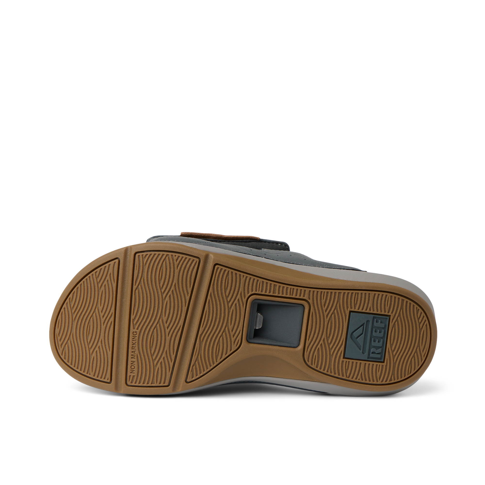 Cruiser Slide - Smoke Grey - Underside View