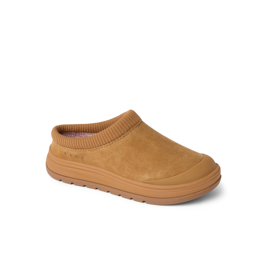 Campfire Lodge tan suede clog facing right with cushioned sole and cozy ribbed collar
