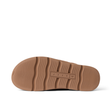 Vista Luxe Mariana shoe sole facing upward, showing textured water-friendly outsole with anatomical arch support.