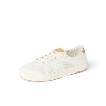 Laguna men's & women's shoe facing left, breathable white sneaker with lightweight, water-friendly design and arch support