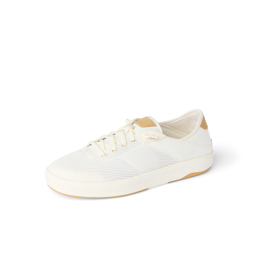 Laguna men's & women's shoe facing left, breathable white sneaker with lightweight, water-friendly design and arch support