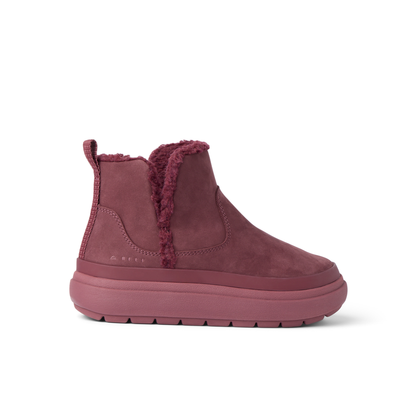Side view of the Weekend Autumn boot in burgundy with cozy lining, durable sole, and arch support, designed for comfort by REEF.
