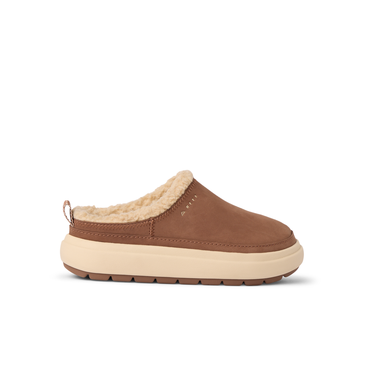 Weekend Low Brooke shoe facing left, cozy suede upper with plush lining, designed for comfort and arch support.