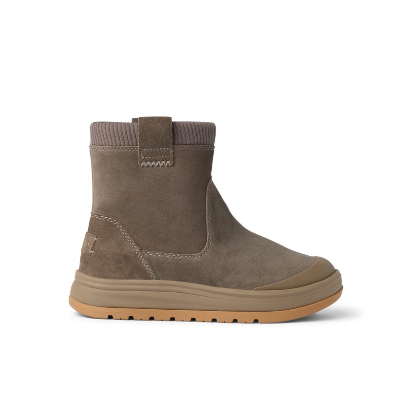 Campfire Ember brown womens boot facing right with cushioned sole and arch support