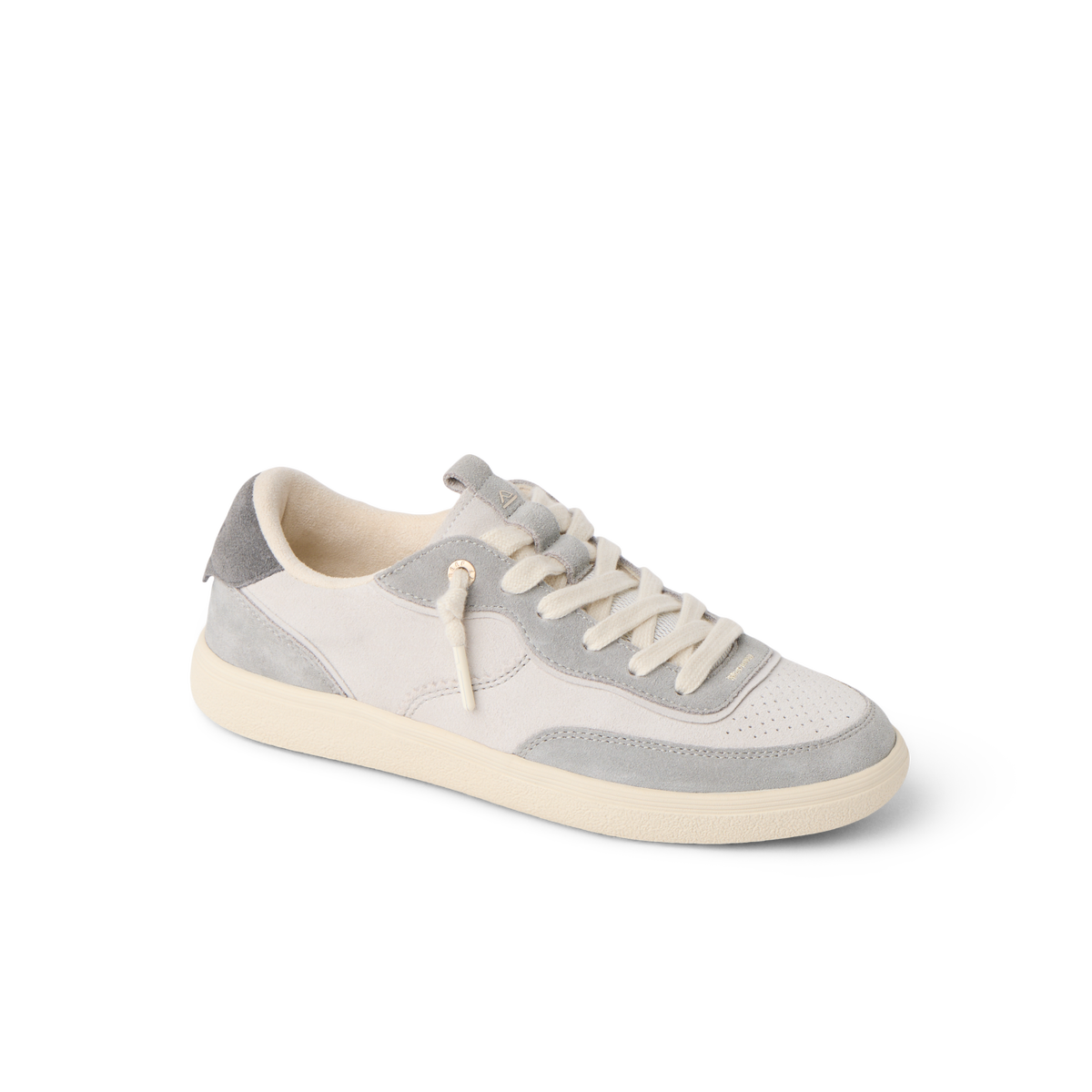 REEF Kickback sneaker facing right with lightweight cushioning and everyday comfort