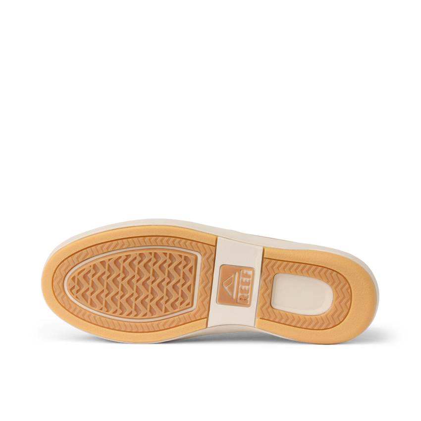 Del Mar Desert shoe outsole facing left showing textured tread and cushioned heel