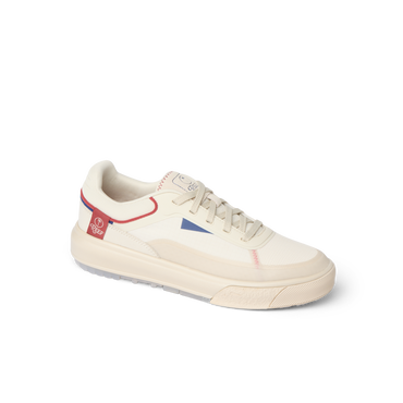 Palm X G-Papi right-facing sneaker with arch support, soft cushioning, and durable, water-friendly materials for beach comfort