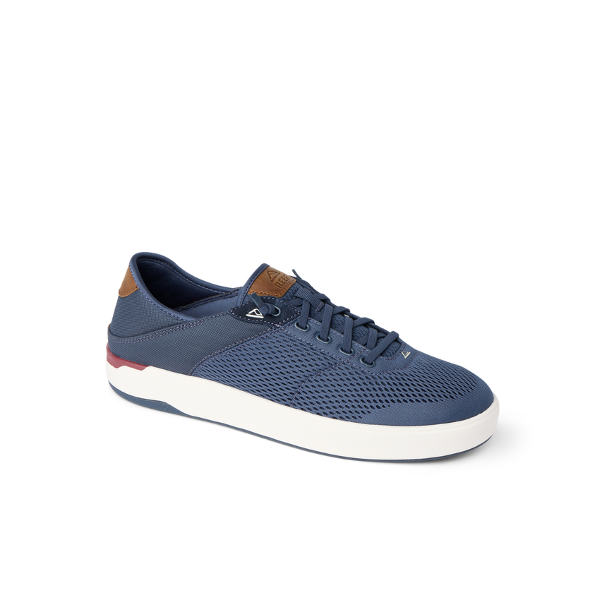 Laguna shoe facing right with breathable mesh upper, lightweight sole, and REEF comfort features for everyday beach wear