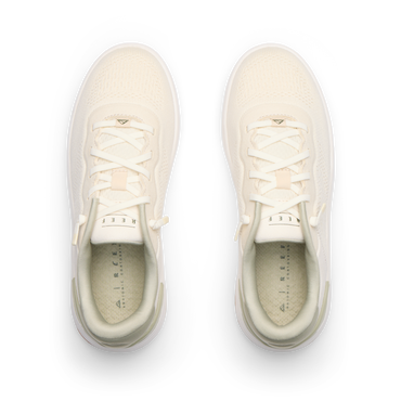 Reef Del Mar shoes viewed from above facing upward showing laces and cushioned footbeds