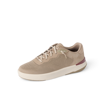 Shoreline Del Mar sneaker facing left with cushioned support and breathable knit upper for everyday comfort