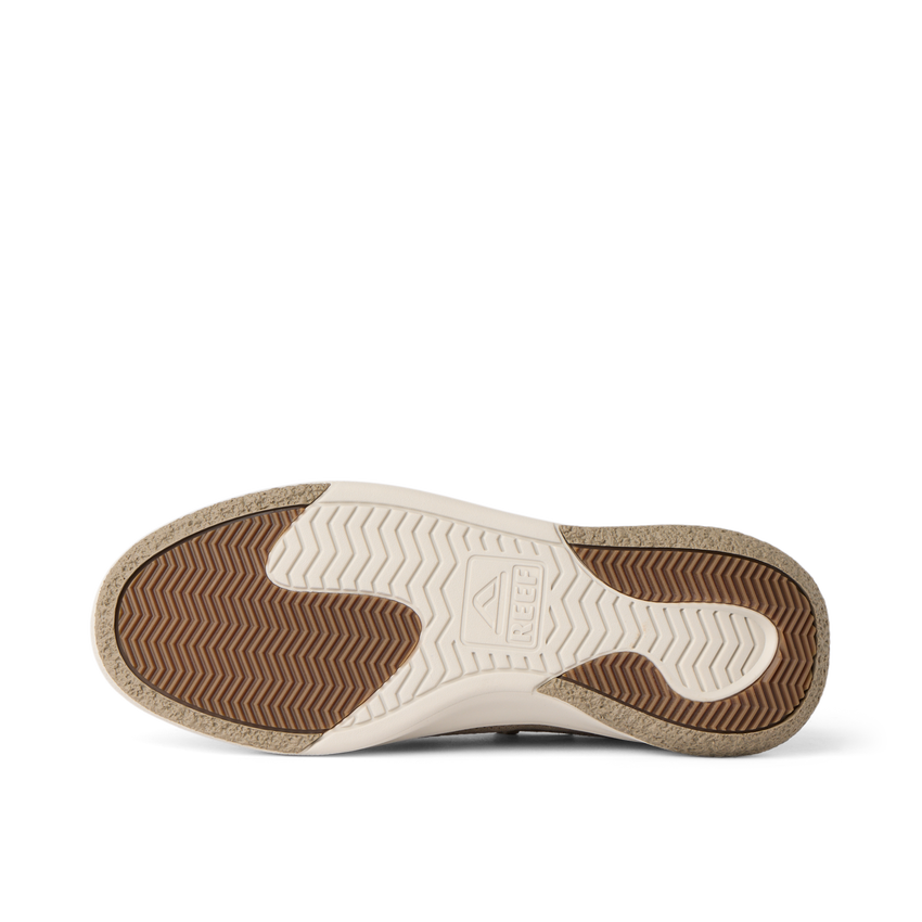 Shoreline Del Mar sneaker outsole facing upward with toe pointing left and cushioned tread for everyday comfort