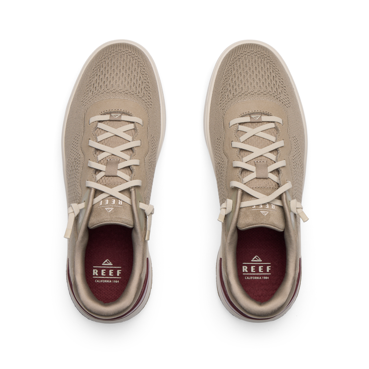 Shoreline Del Mar sneakers viewed from above, facing upward, with cushioned support and elastic laces