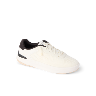 Reef Del Mar white sneaker facing right with cushioned sole and anatomical arch support