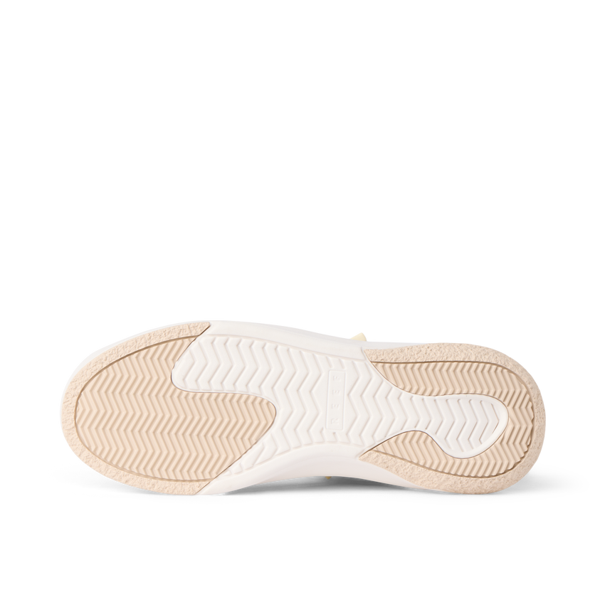 Reef Del Mar shoe outsole facing left, showing textured traction tread and cushioned sole
