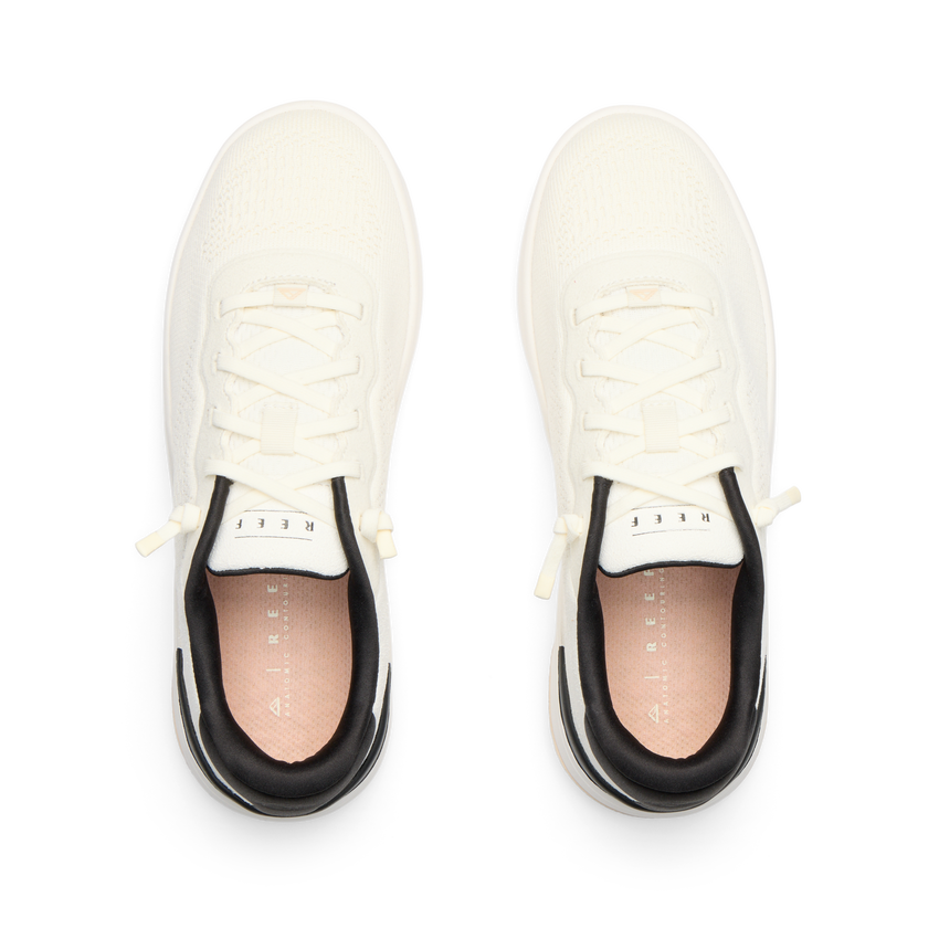 Reef Del Mar shoes viewed from above, toes facing upward, with cushioned footbeds