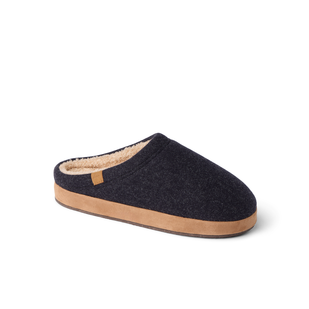 Eventide Slipper in black, toe facing right, with a fleece-lined upper and cushioned sole
