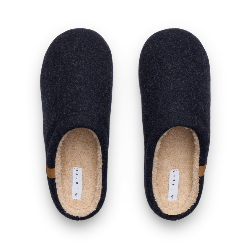 Eventide Slipper black pair facing upward with soft fleece lining and comfortable footbeds