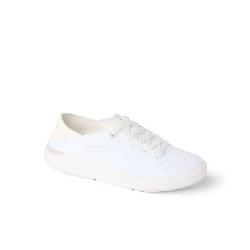 REEF Neptune 2 white sneaker facing right with cushioned sole and arch support for everyday comfort