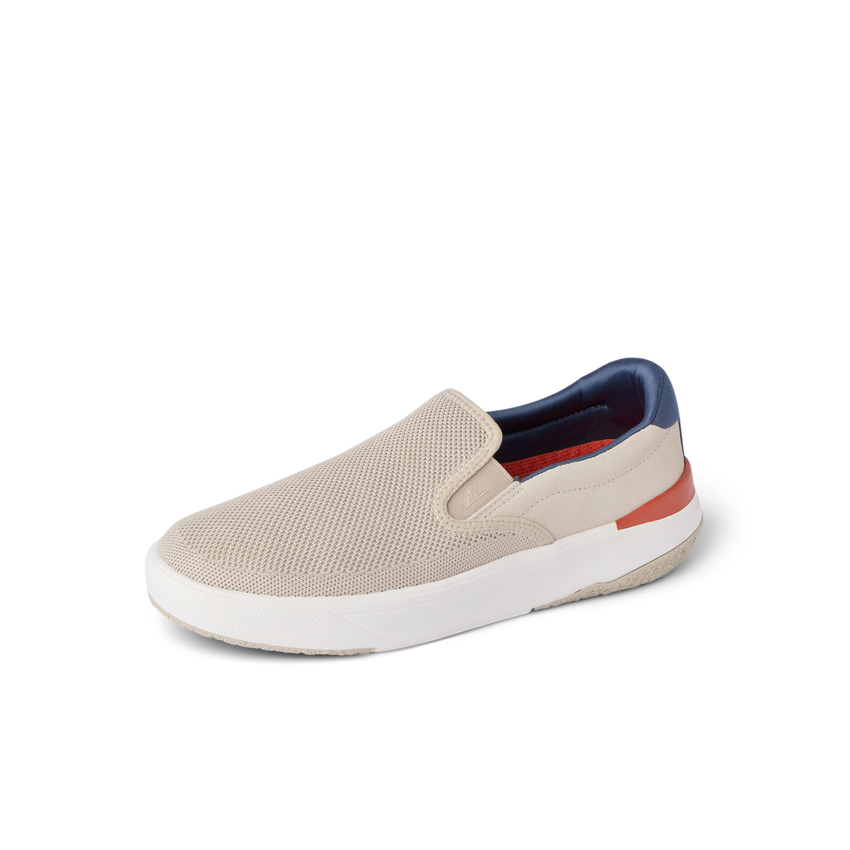 Del Mar Slip On sneaker facing left, showing its cushioned side profile and easy slip on design