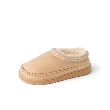 Tan Indie Slipper facing left with plush lining and cushioned lightweight sole