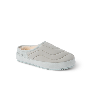 Willa Slipper facing right, showing its quilted upper, plush faux fur lining, and cushioned sole
