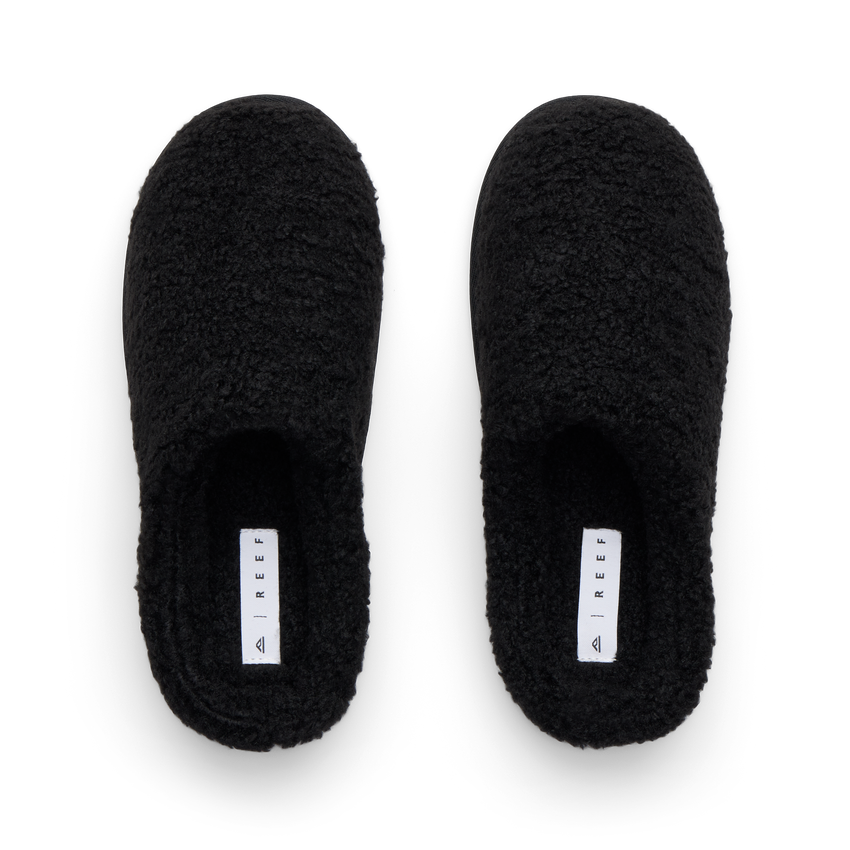 Daydream Slipper black faux shearling slipper pair with toes facing upward