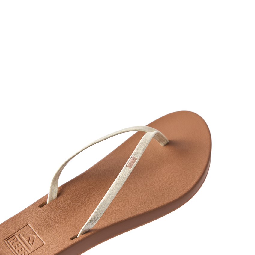 Cushion Slim right-facing women's sandal with champagne straps, soft-rebound cushioning, and anatomical arch support
