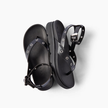 Vista Luxe Sierra black sandals facing upper left with adjustable buckles and cushioned footbeds