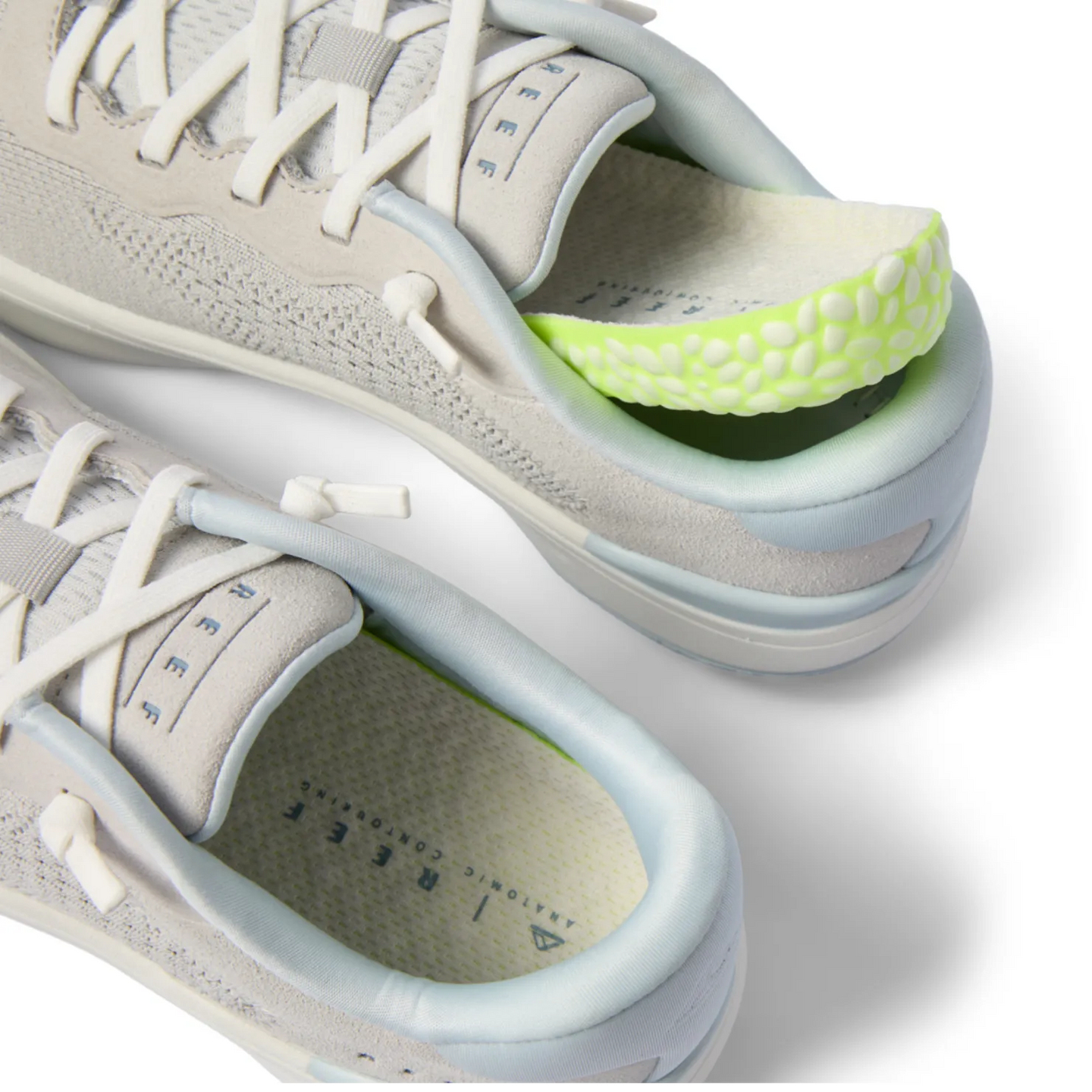 Reef Del Mar sneakers facing left with a close up of cushioned heels and insoles for all day comfort