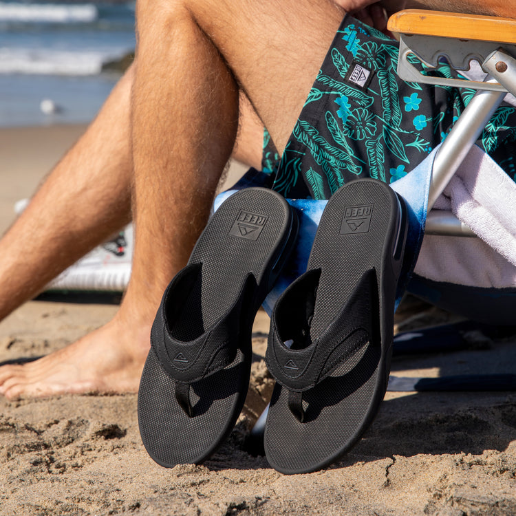 NEW Reef Element TQT Black Leather Flip Flops Bottle Opener Sandals  Men's Size 9 | eBay