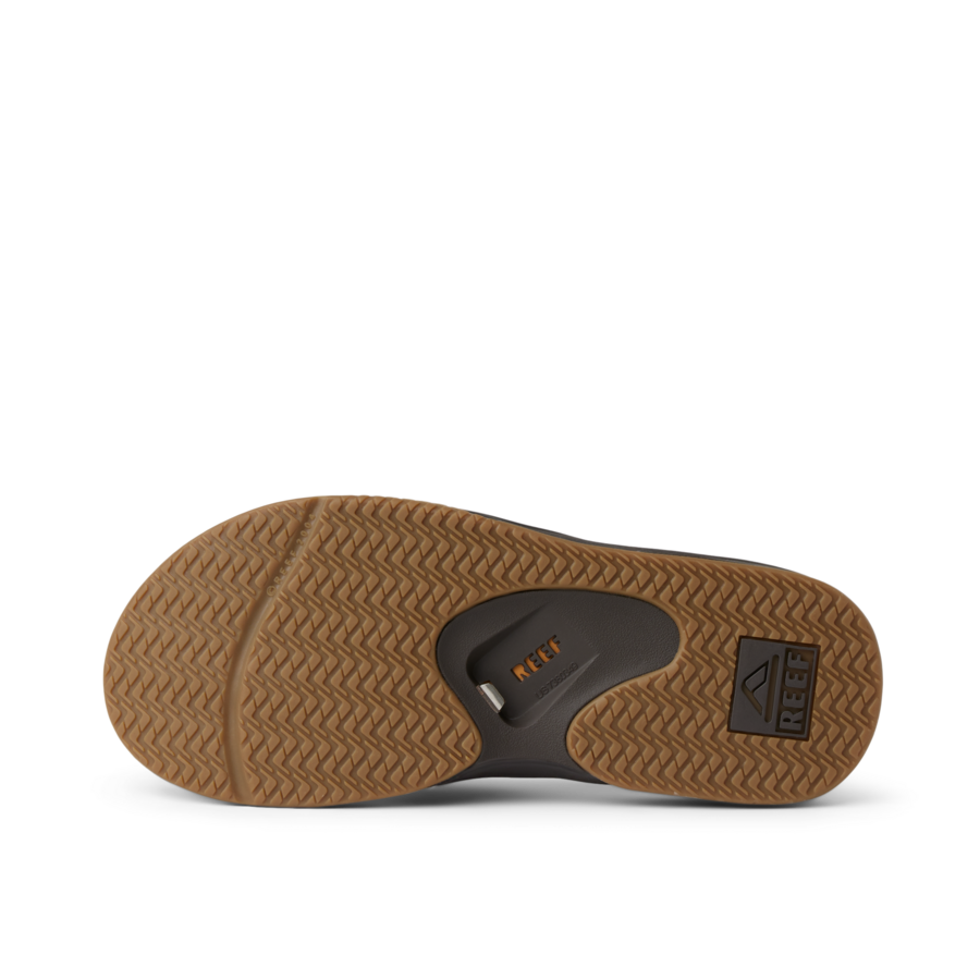 Fanning - Brown/Gum - Underside View